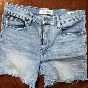 Aritzia Denim Forum tight shorts size 30